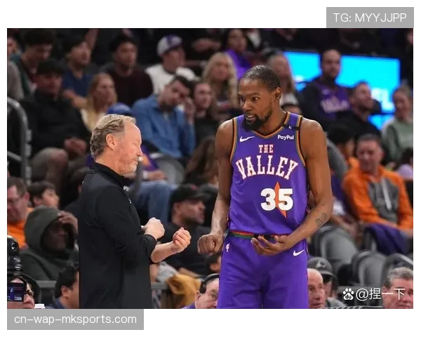 小凯文·波特因左脚踝扭伤缺阵，字母哥预计将出战