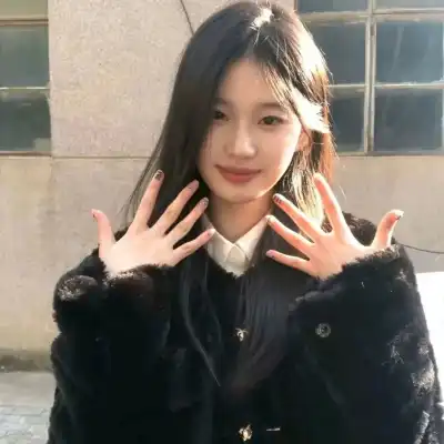 万棠宇